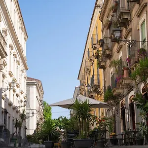 San Camillo 33 , Catania Italia